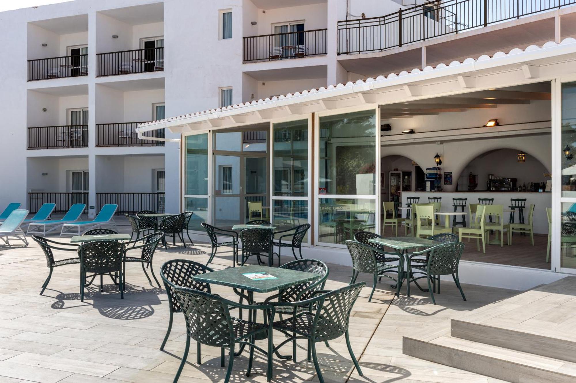 Aparthotel Vibra Club Maritim San Antonio Abad Exterior foto