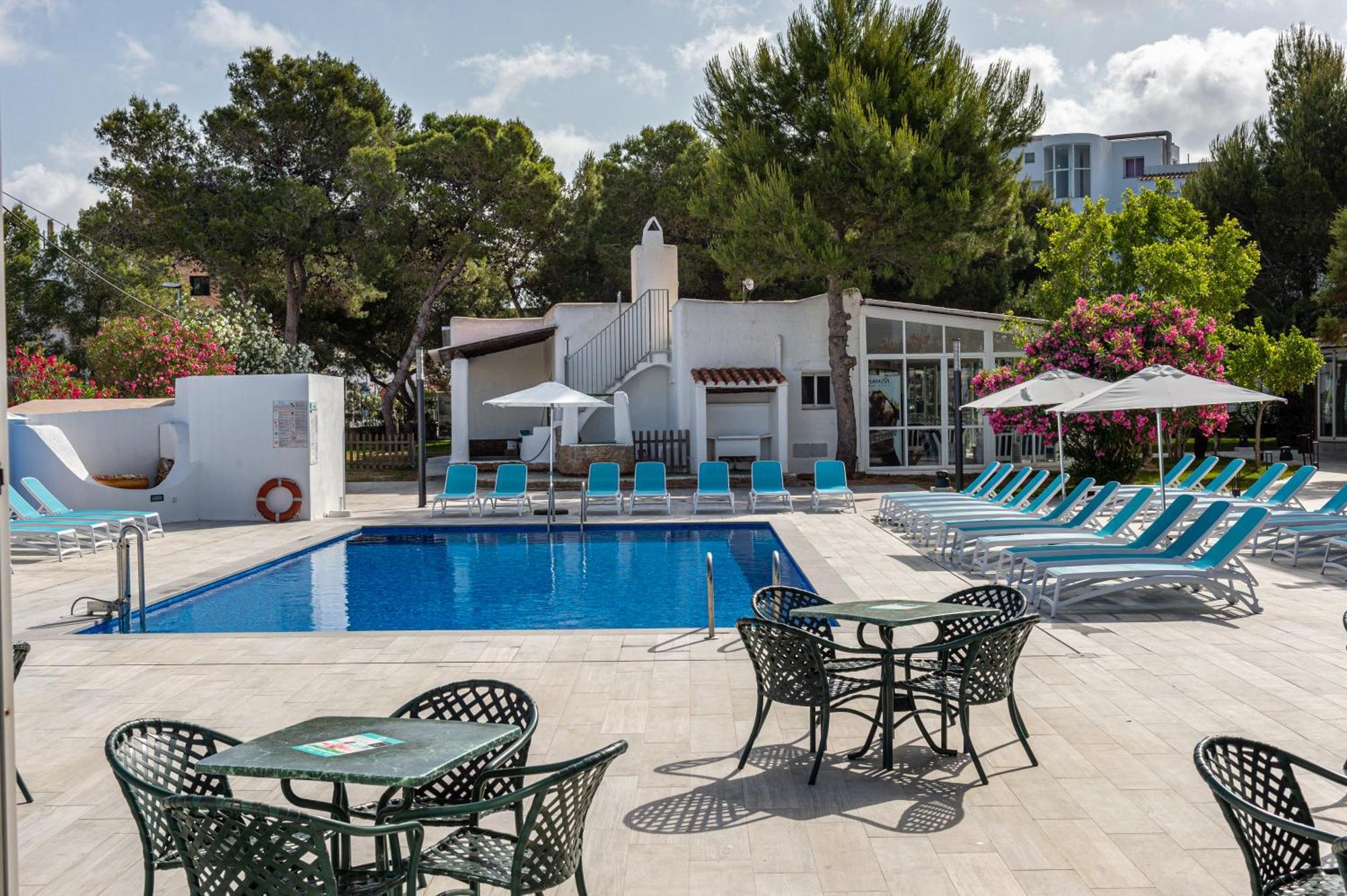 Aparthotel Vibra Club Maritim San Antonio Abad Exterior foto
